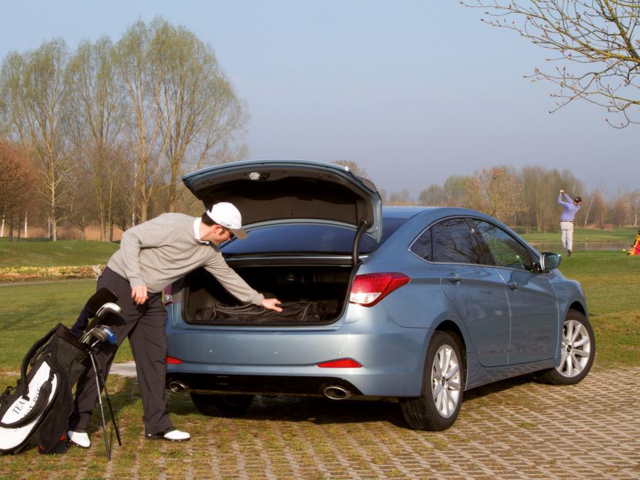  Hyundai i40 Sedan 2011 года  (фото 30 из 39)
